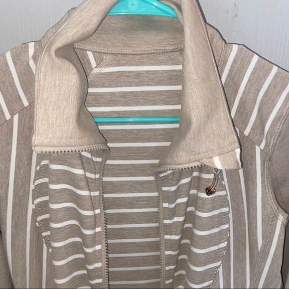 Lululemon jacket - Picture 2 of 10